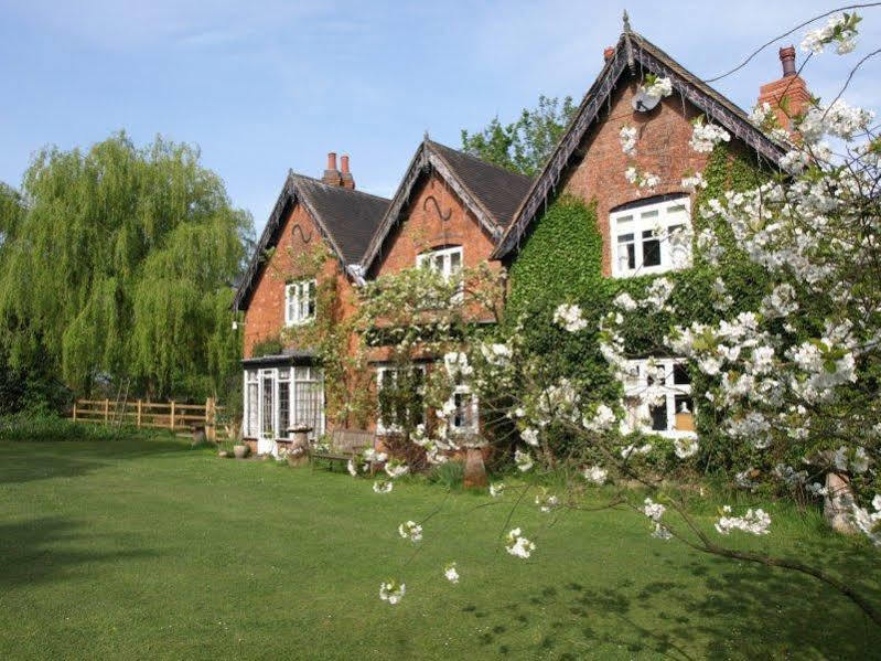 Church Farm Bickenhill Exterior photo